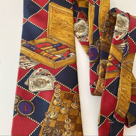Vintage Halston Gaming Chess Poker Silk Tie - Picture 2 of 4